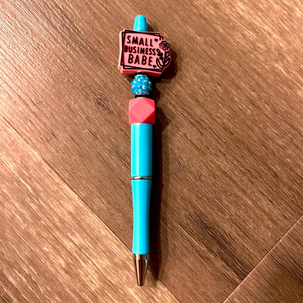 Fun beaded pens with different designs. Featuring different colors and styles.